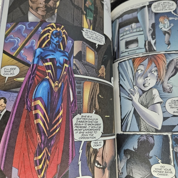 Cyber Force #1 Comic Book Cyberforce October Image Marc Silvestri 1992 - Picture 6 of 16